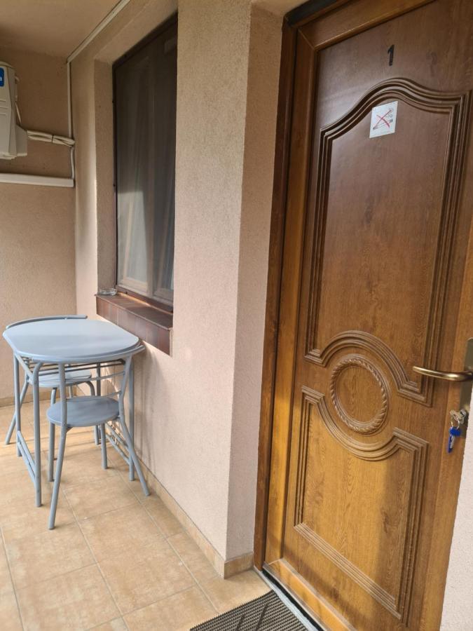 Mediterran Apartman Es Vendeghaz Hajdúszoboszló Dış mekan fotoğraf